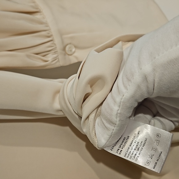 NWT Long Sleeve Drape Shirt Robe Dress (Cream) - NAP Loungewear - Picture 13 of 13